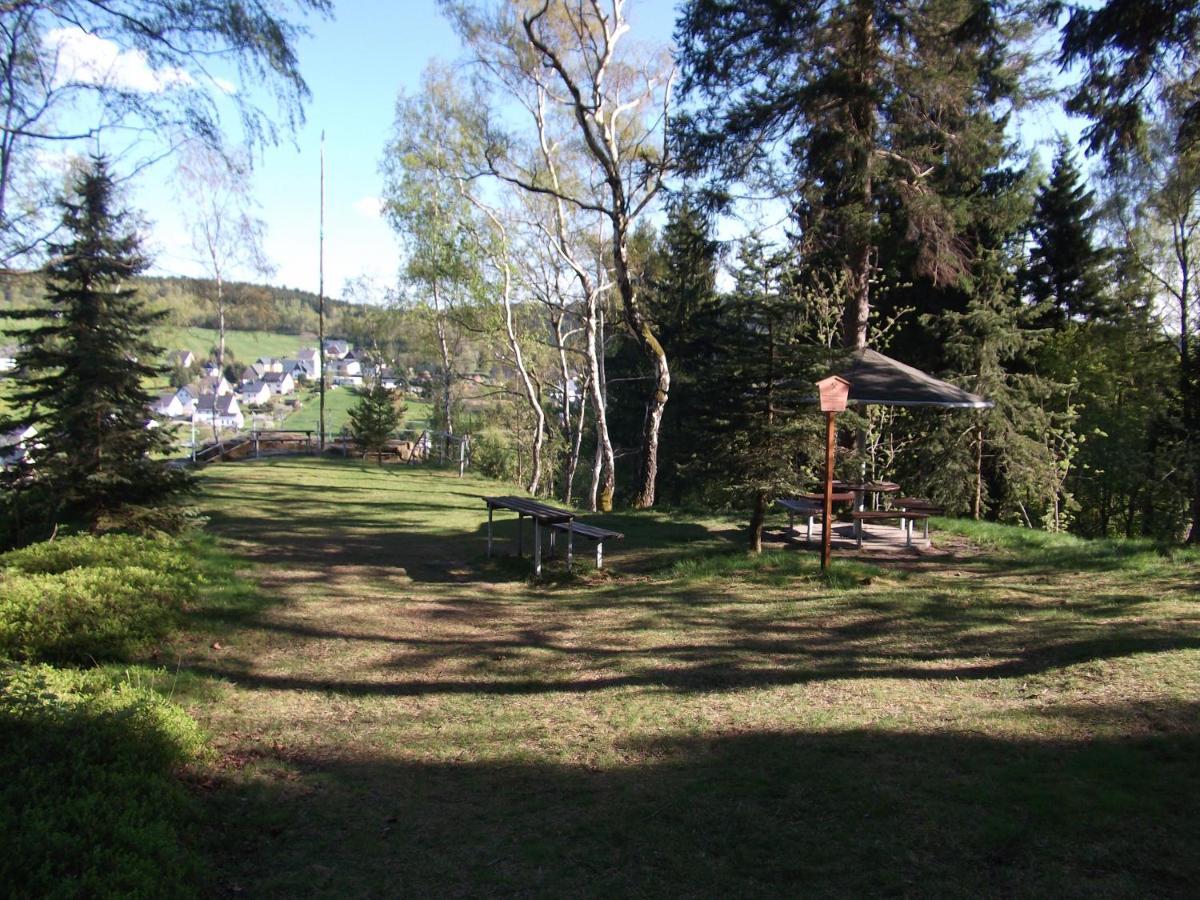 Erzgebirge - - Mit Schoenem Ausblick, Ruhige, Lage *